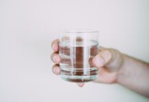 W jakim celu stosuje się demineralizację wody