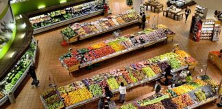 Co można zrobić, aby poprawić efektywność i wydajność spożywczego handlu detalicznego?