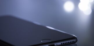 Jak zarządzać magazynem elektroniki hurtowej